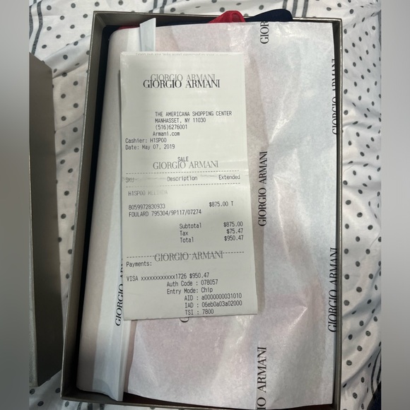 Giorgio Armani Accessories - A multicolor brand new, never worn Giorgio Armani scarf